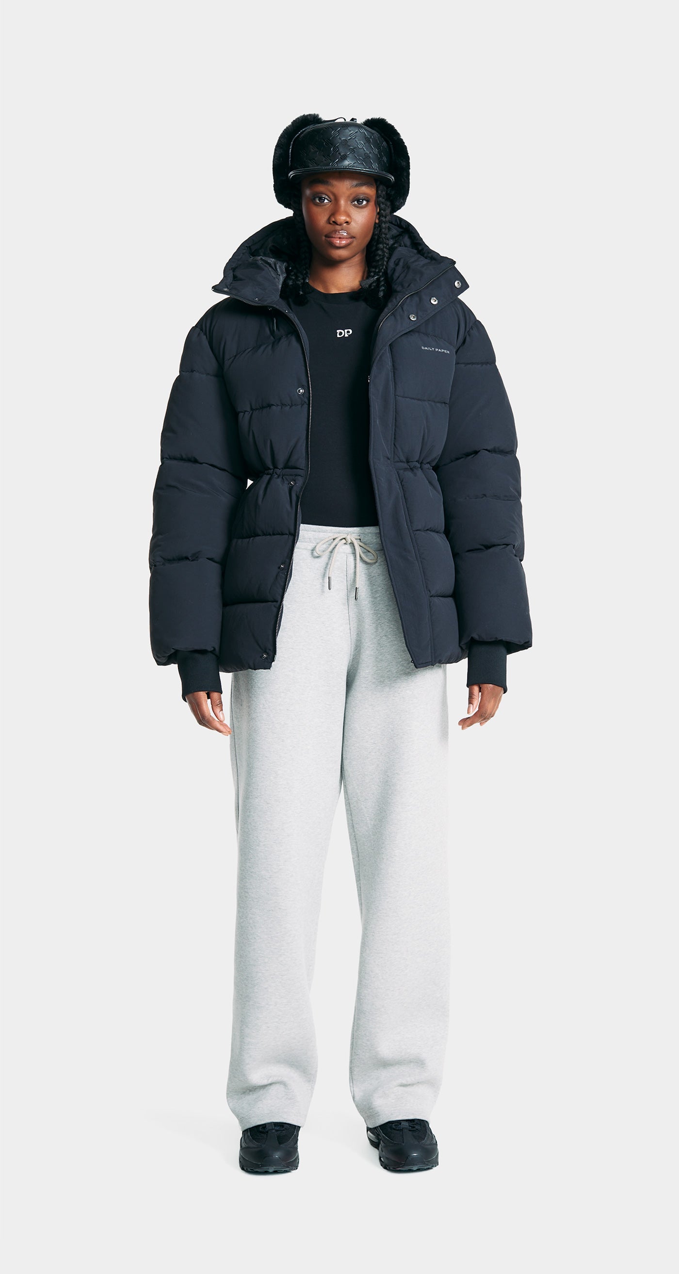 DP - Black Akira Puffer - Modelshot - Women