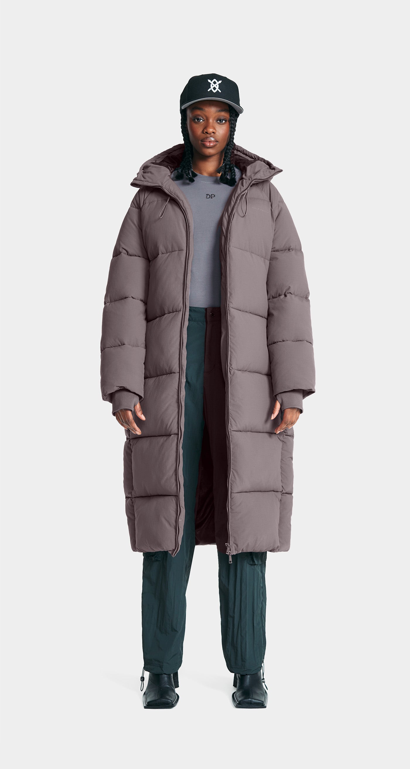 DP - Rabbit Grey Relaxed Long Puffer - Modelshot - wmn - front