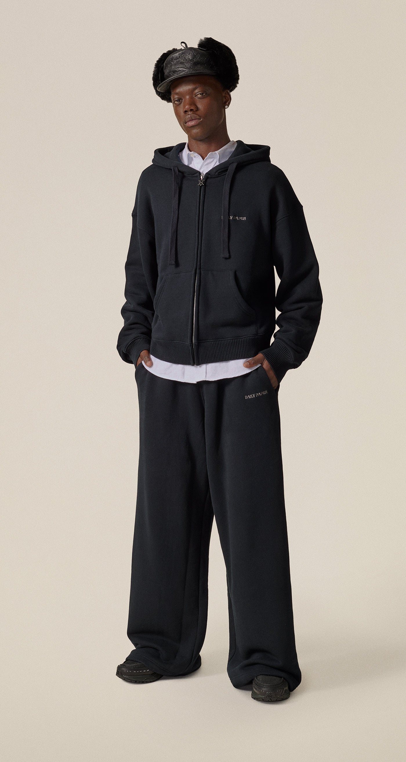 DP - Black Wide Leg Pants - Modelshot - front 