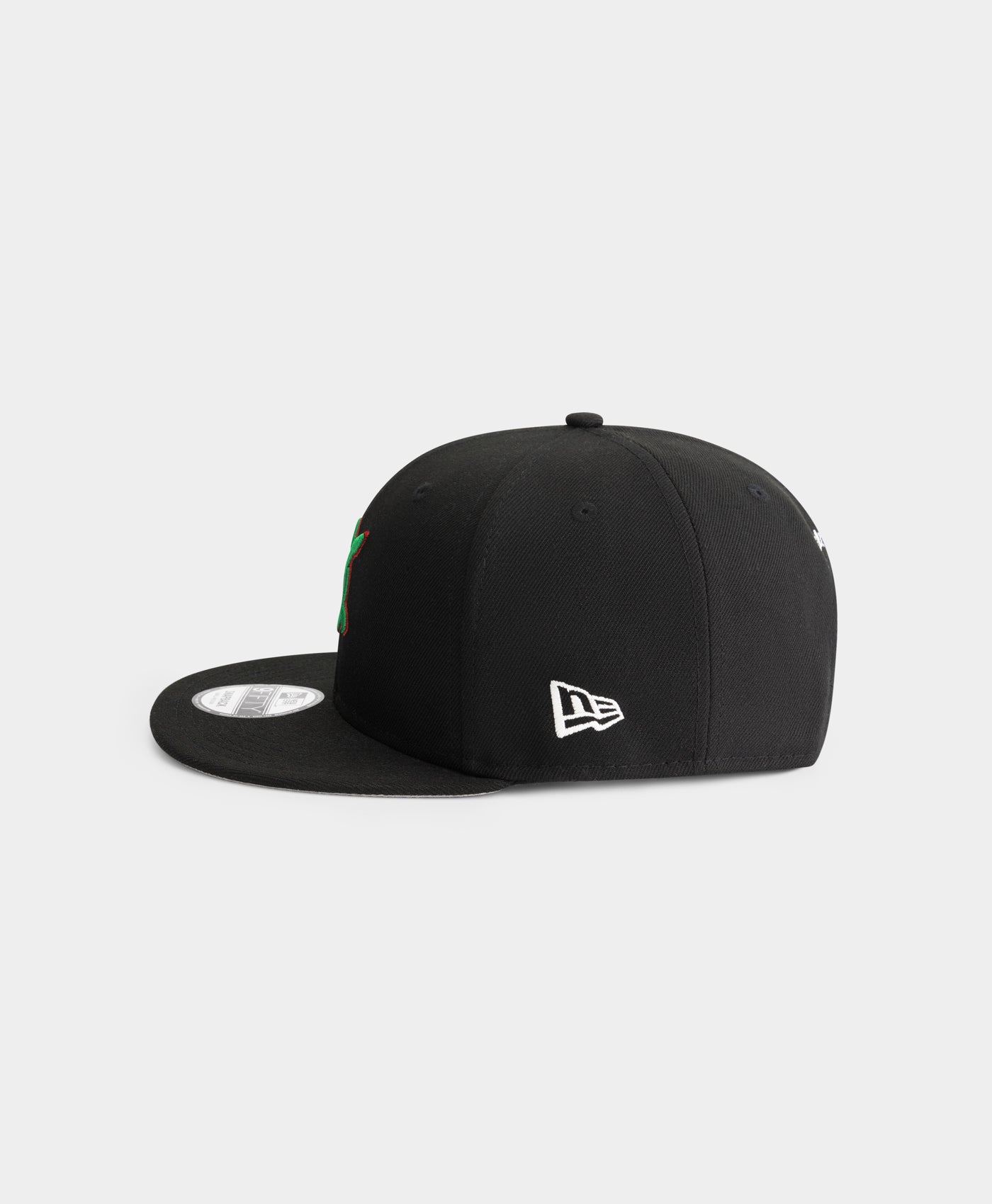 DP - Daily Paper X New Era 9fifty Snapback New York - Packshot