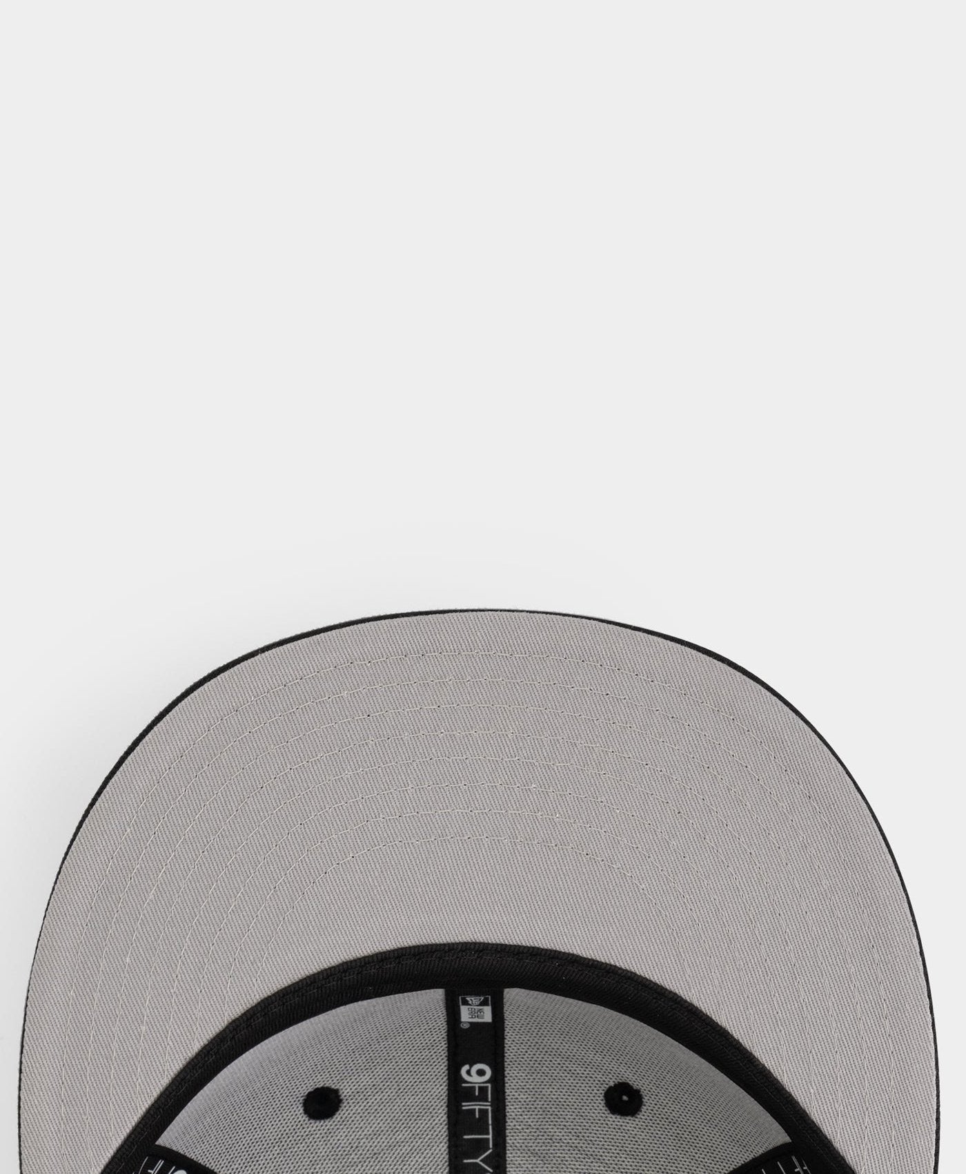 DP - Daily Paper X New Era 9fifty Snapback New York - Packshot