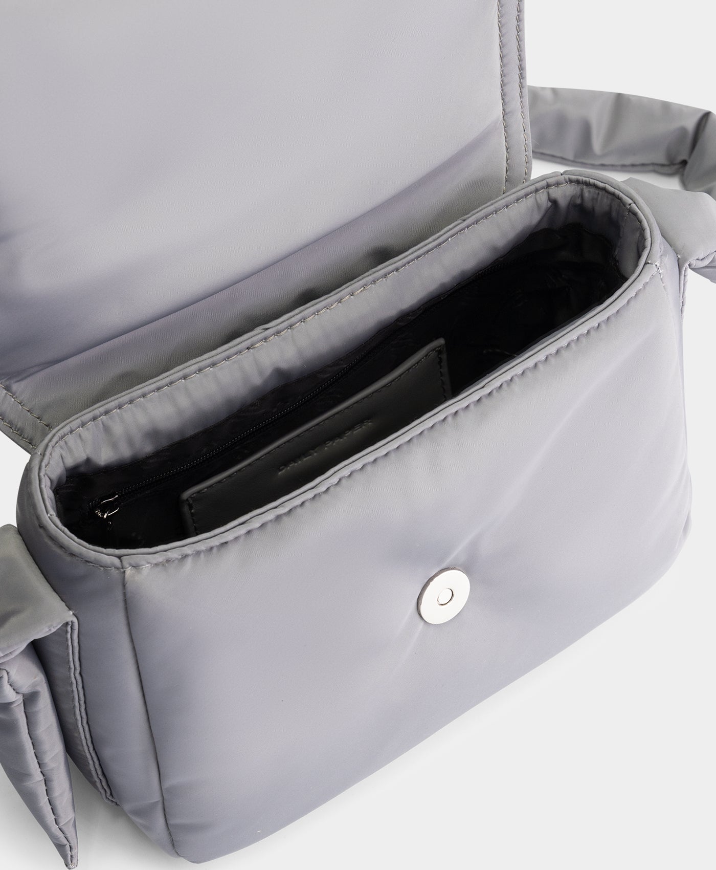 DP - Wet Weather Rana Bag - Packshot - Detail