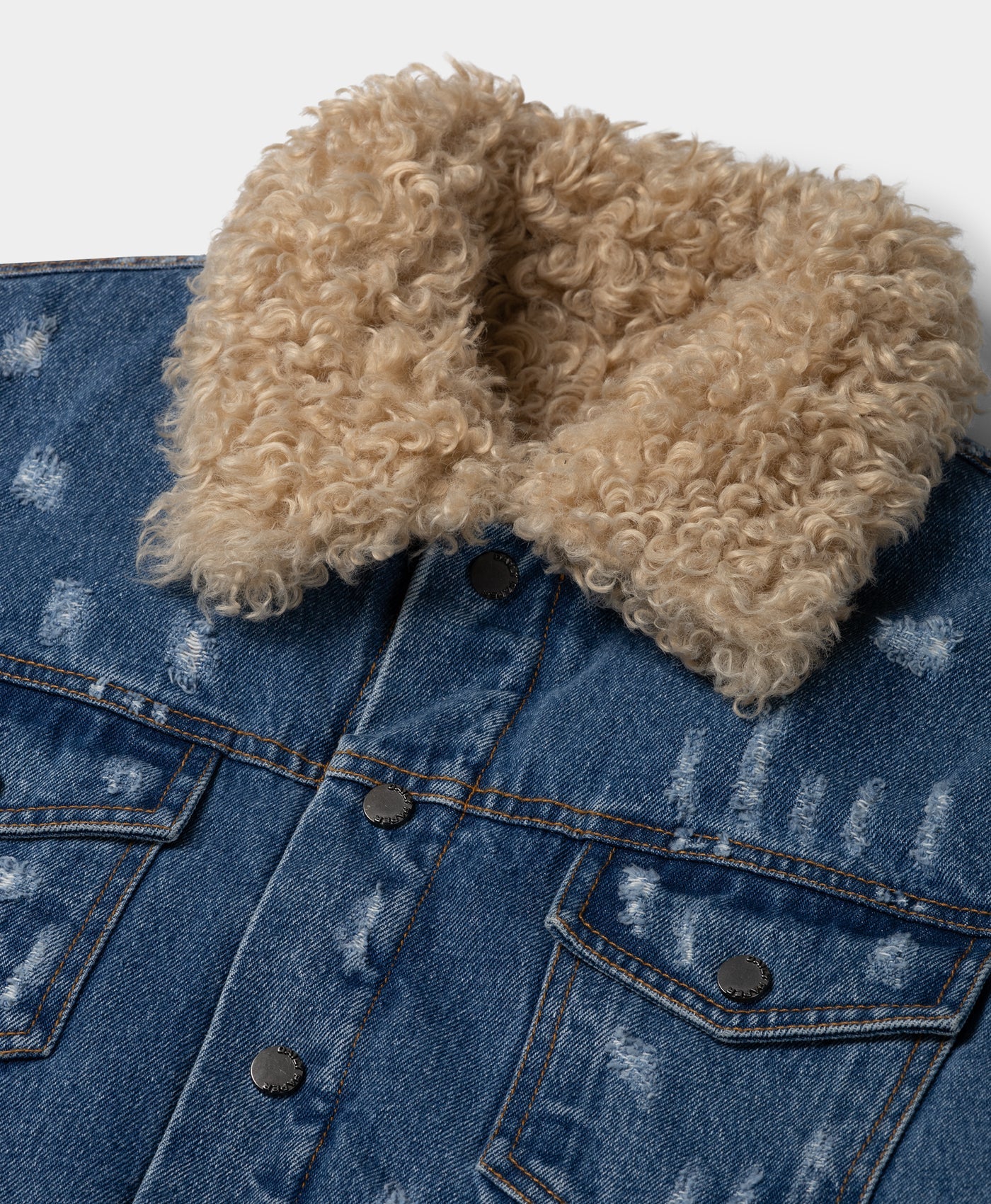 DP - Irish Cream Beige Reversible Fur Jacket - Packshot - detail