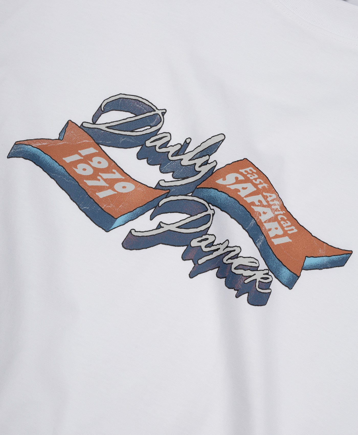 DP - White 3D Script SS T-Shirt - Packshot - Detail