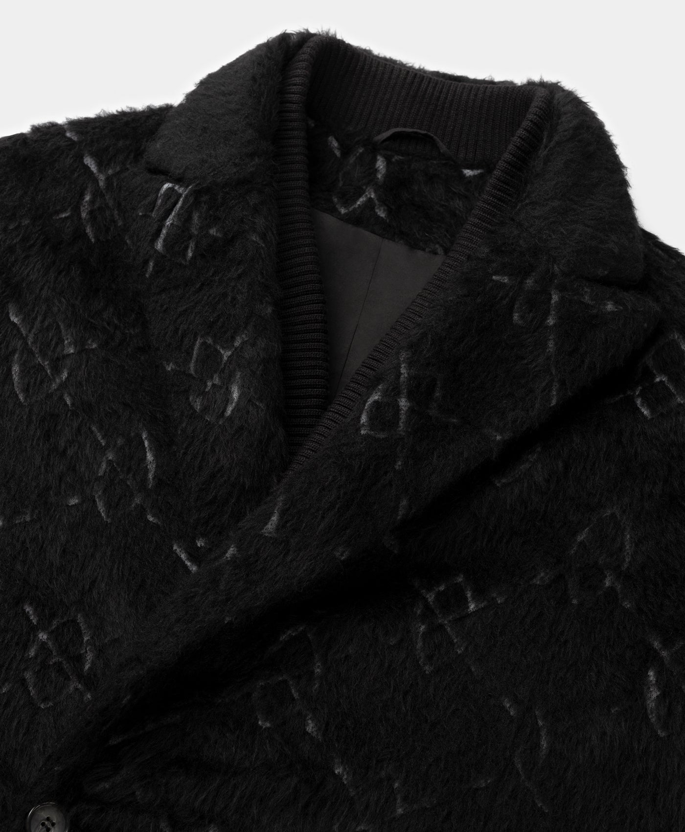 DP - Obsidian Black Tangible Coat - Packshot - detail