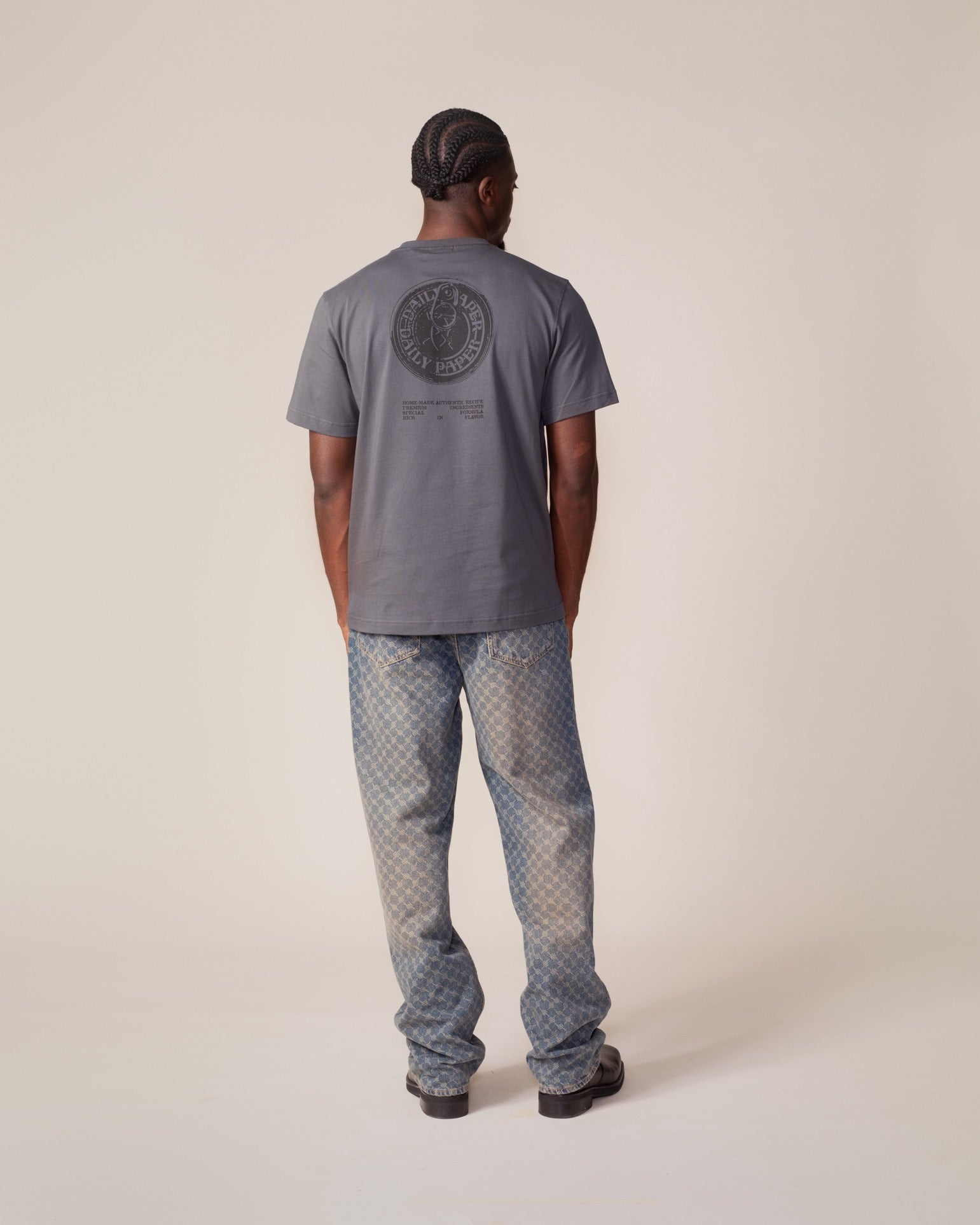 DP - Black Oyster Tin Lid T-Shirt - Modelshot - rear