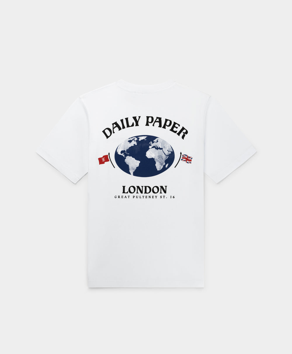 DP - White London Store T-Shirt - Packshot - front 