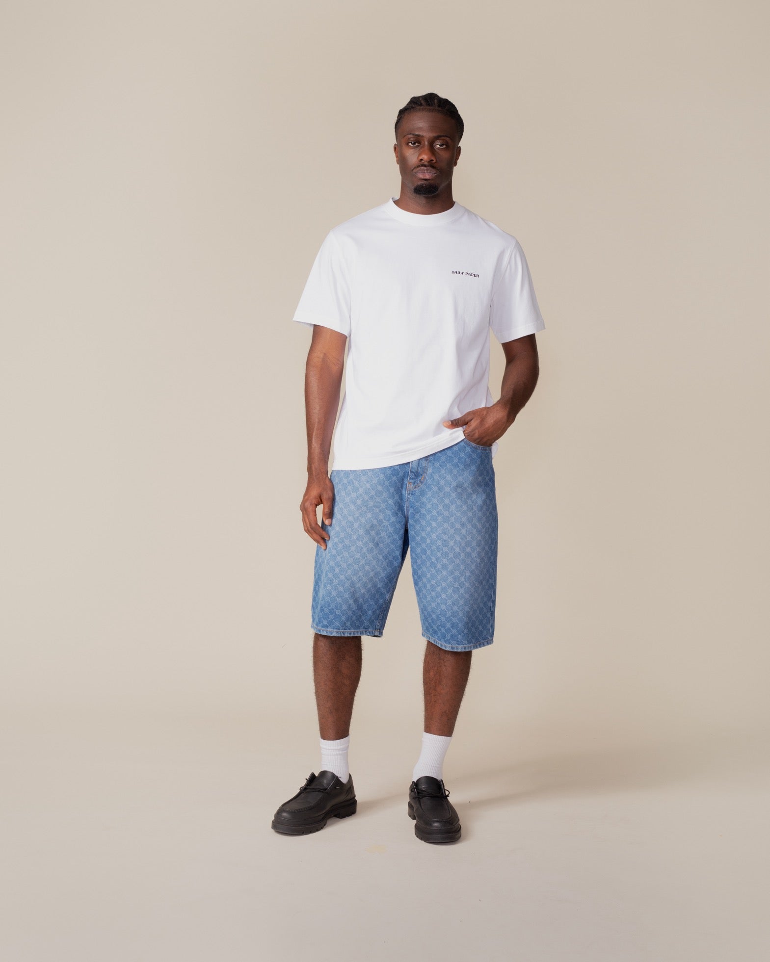 DP - White Wrapper T-Shirt - Modelshot - Men